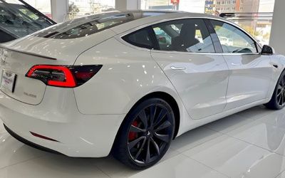 New Tesla Model 3 Long Range 2023 Electric Sedan 358 Mile Range Premium - Latest Tesla Model 3 Long Range 2023 model available for purchase with free home delivery